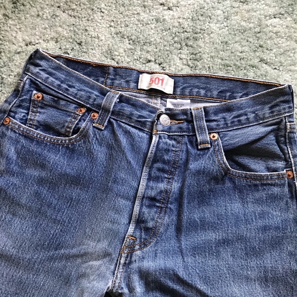 Vintage Levi’s 501 Straight Leg High Rise Jeans - Picture 4 of 14